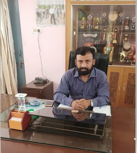 MR.SUNIL KUMAR DHAKAR